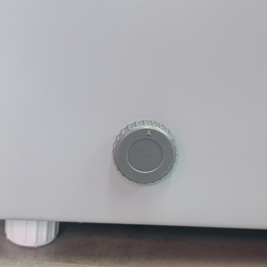 Univa 198Lt Chest Freezer Metallic UCF215M