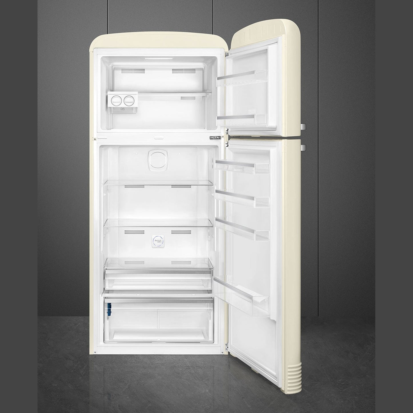 Smeg Retro Extra Volume Combination Fridge - Cream