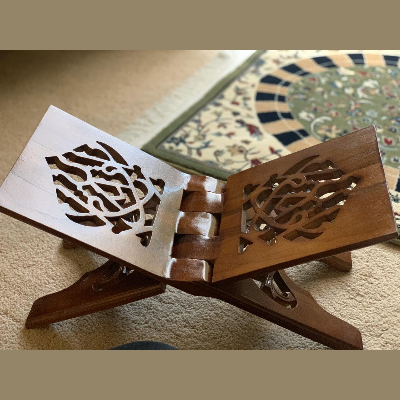 Exotic Designs Musallah Prayer Mat Combo With Quraan Desk - Blue & Beige