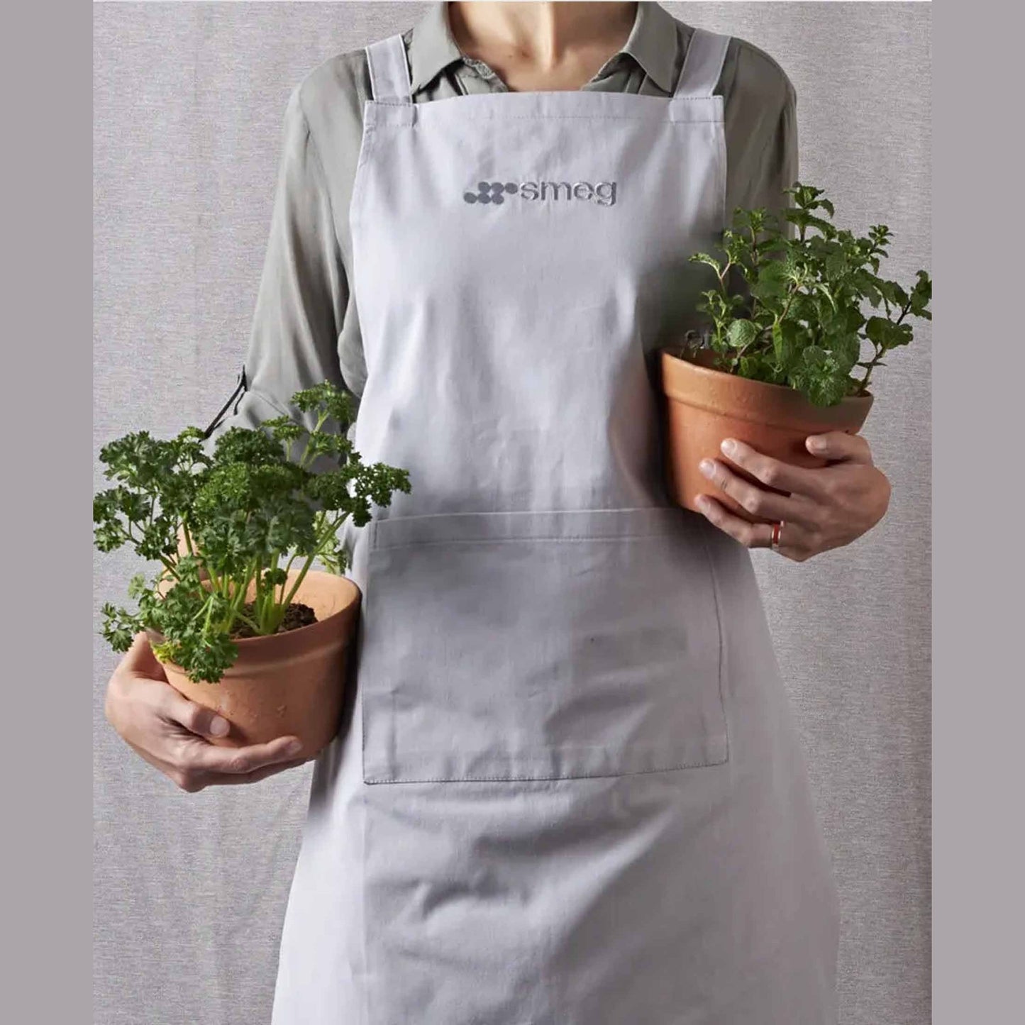 Smeg Apron - Light Grey