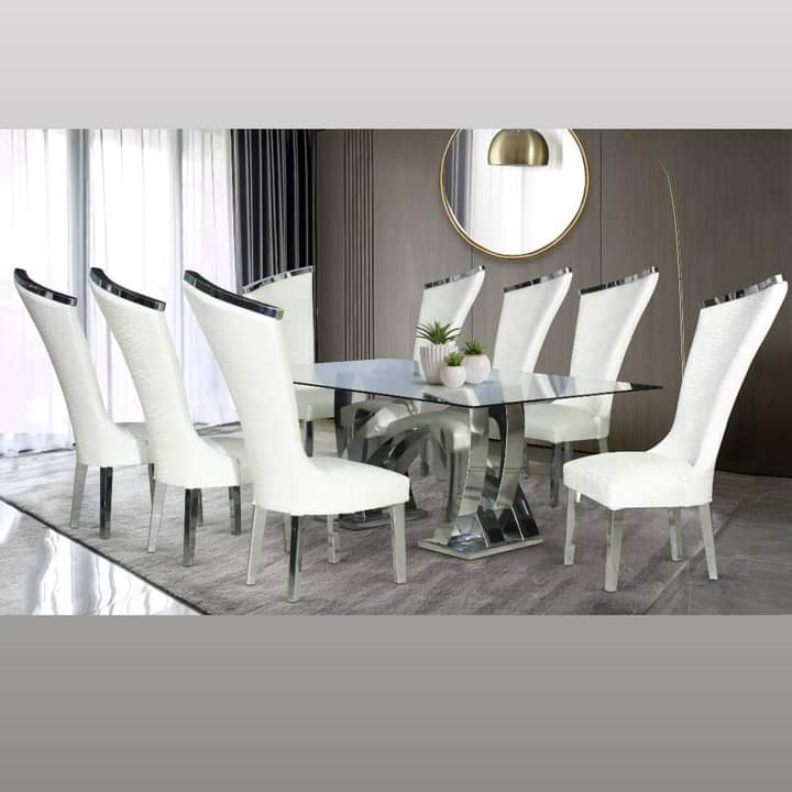 Legends Dahlia 9 Pce Dining room suite