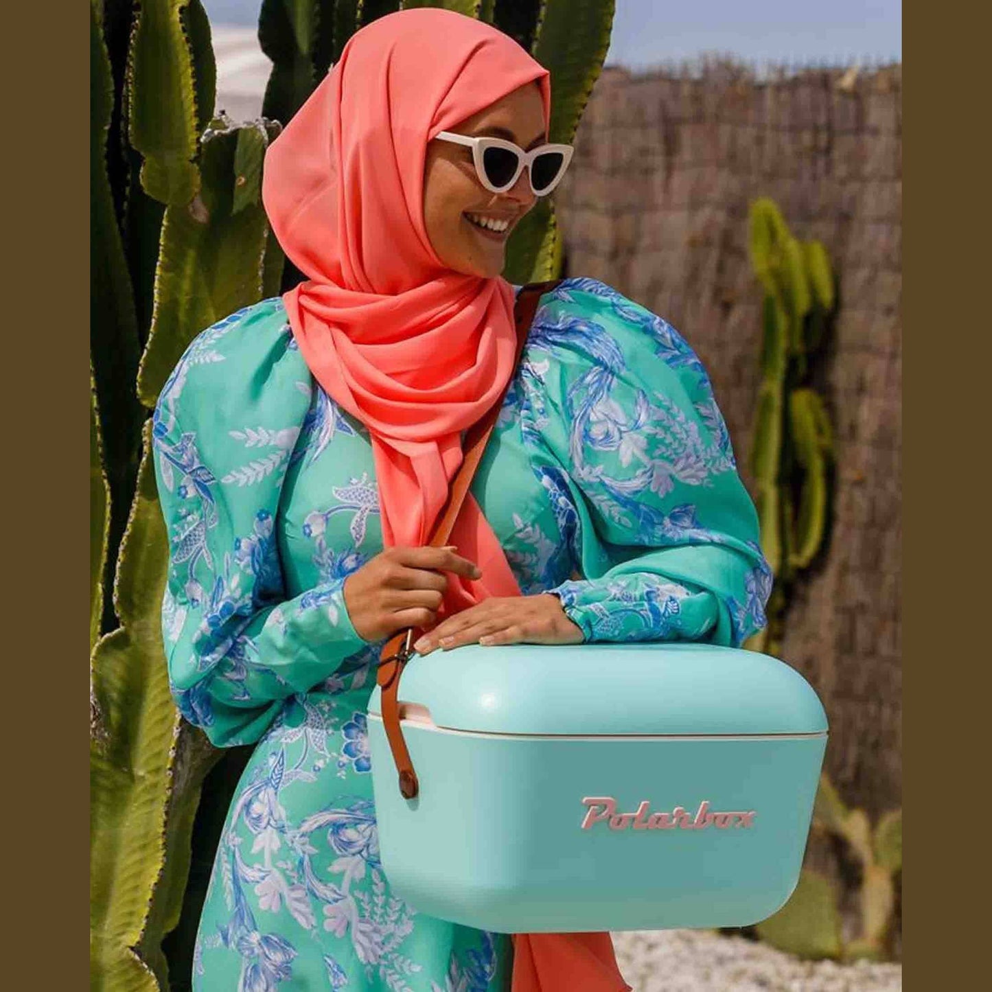 Retro 12L Polarbox Cooler - Cyan
