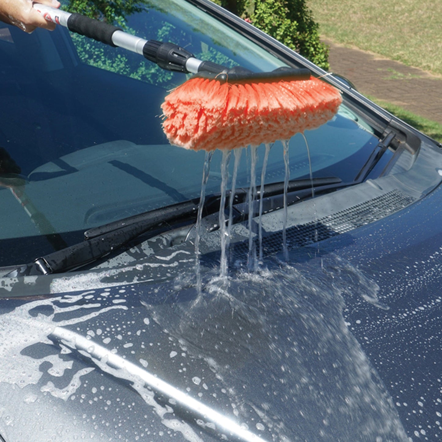 Bennett Read 2m Telescopic Cleaning Brush Black & Orange