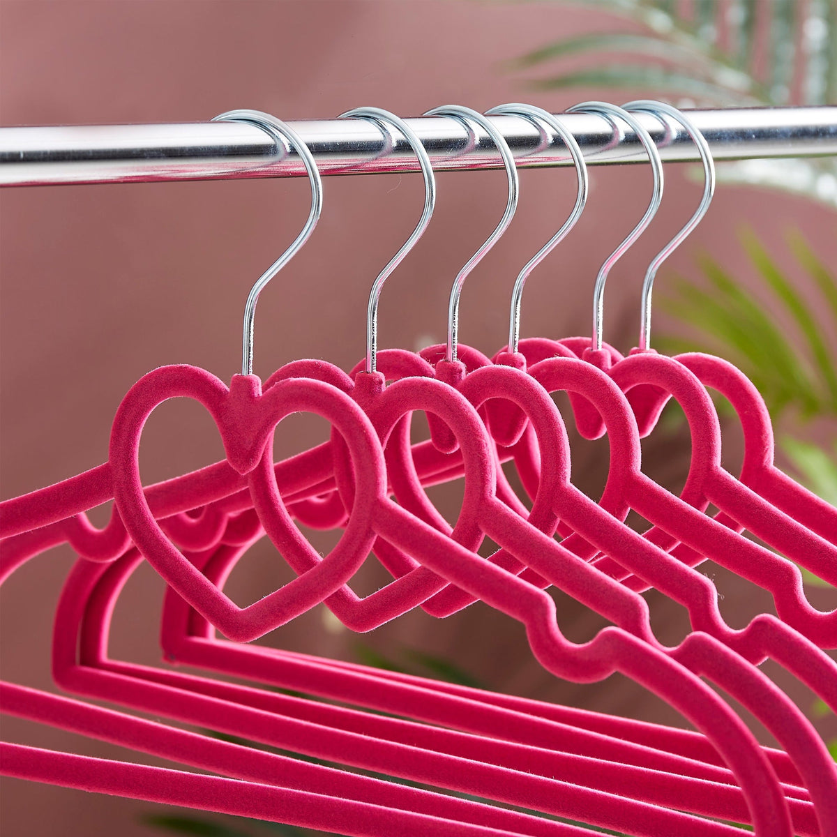 Kids velvet hanger chrome hook detail