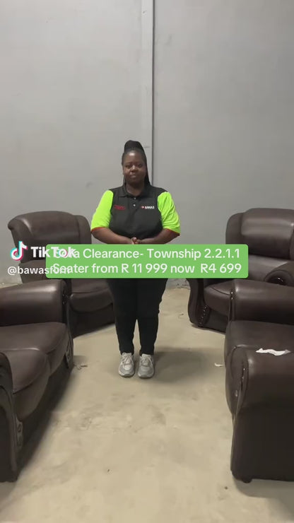 Township 2 2 1 1 Loungesuite (One Available)